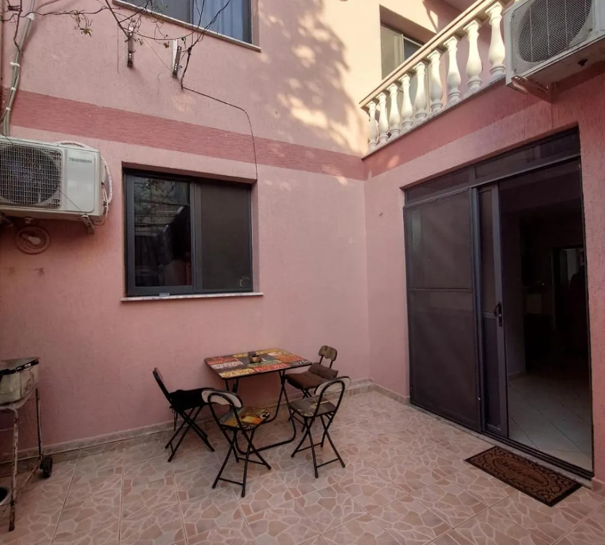 Bed & Breakfast Gex Guest House Tirana
